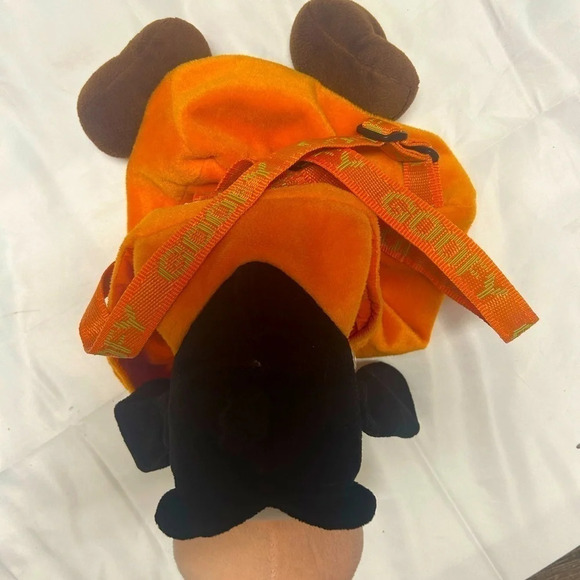 Disney Store  vintage Goofy plush backpack in excellent condition - Picture 6 of 10
